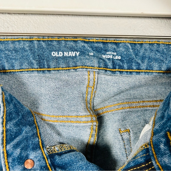 Old Navy Mid-Rise Wide Leg Denim Jeans Size 12 - Picture 6 of 8